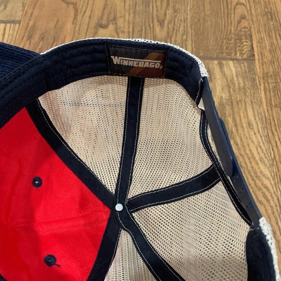 Winnebago Mesh back Snap‎ back Hat - Picture 5 of 6
